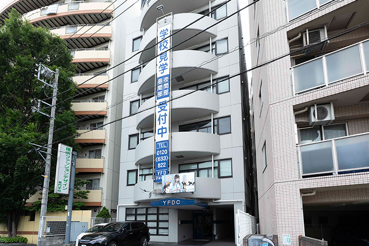 モニターも手元も鮮明に見える環境で学習内容の「わかりやすさ」が向上