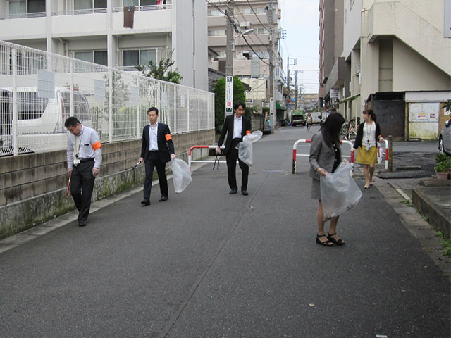 東京支社周辺:清掃活動